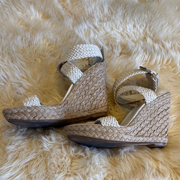 Stuart Weitzman Tan Woven Wedge Sandals - Picture 7 of 13